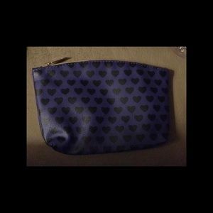 Ipsy heart make-up purse